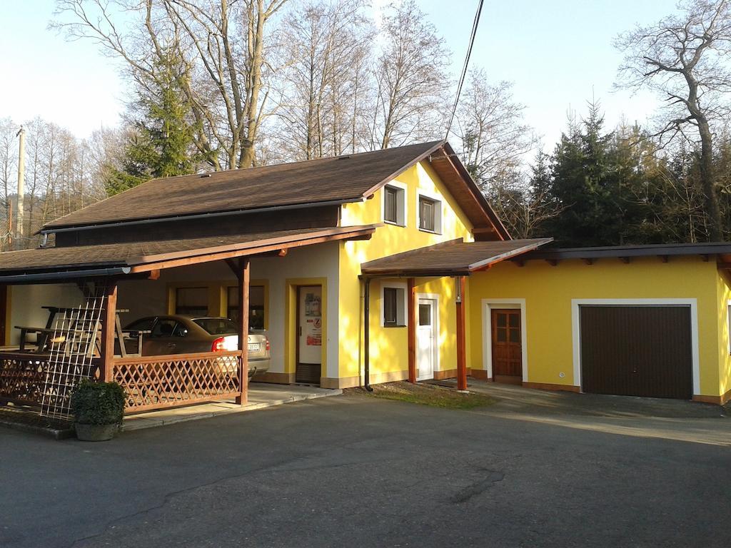 Hostinec U Valentů Červená Voda Extérieur photo